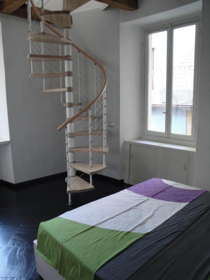 Casa Le Corti Villa Интра Екстериор снимка